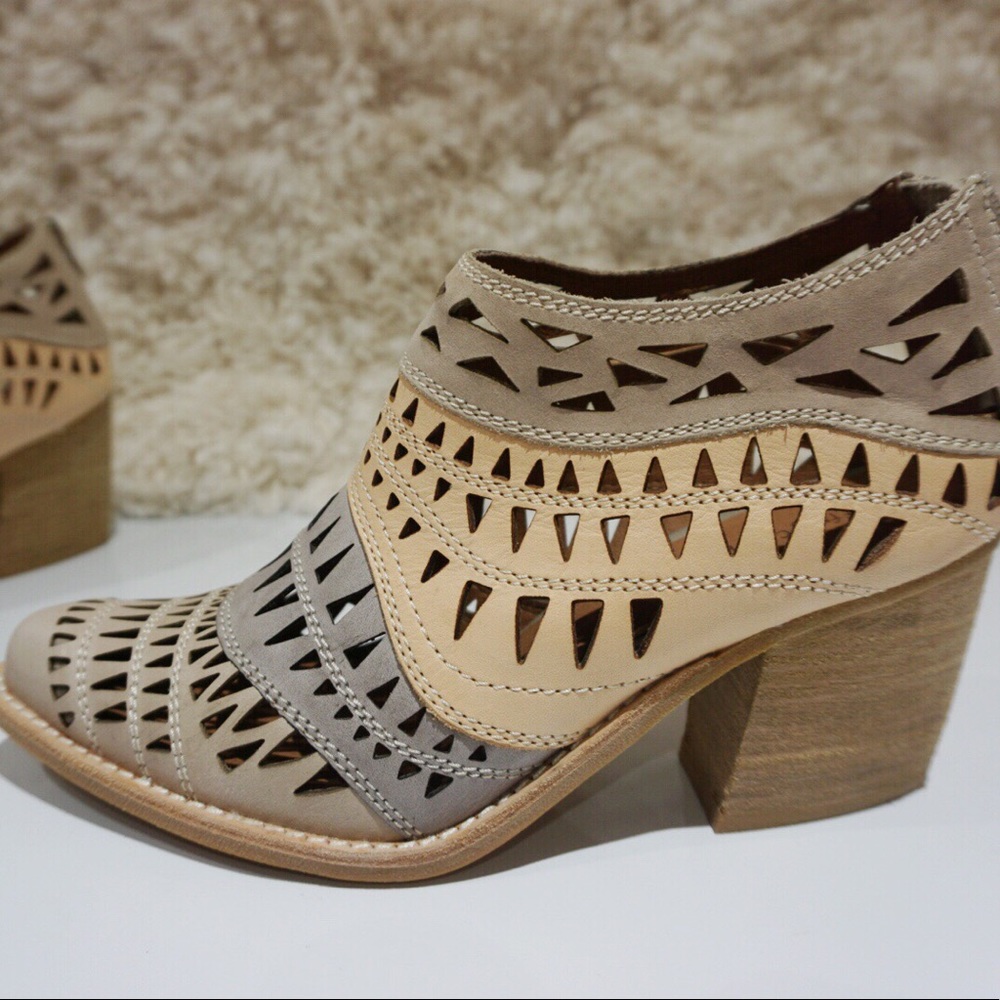 Jeffrey Campbell Faviola booties